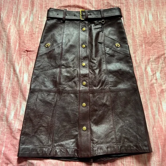 NEW COACH Espresso Lamb Leather Mahogany Snap Front Slit Midi Belt Skirt sz 0 - Picture 3 of 15